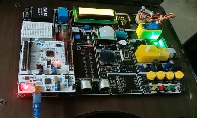 STM 32 Nucleo Board